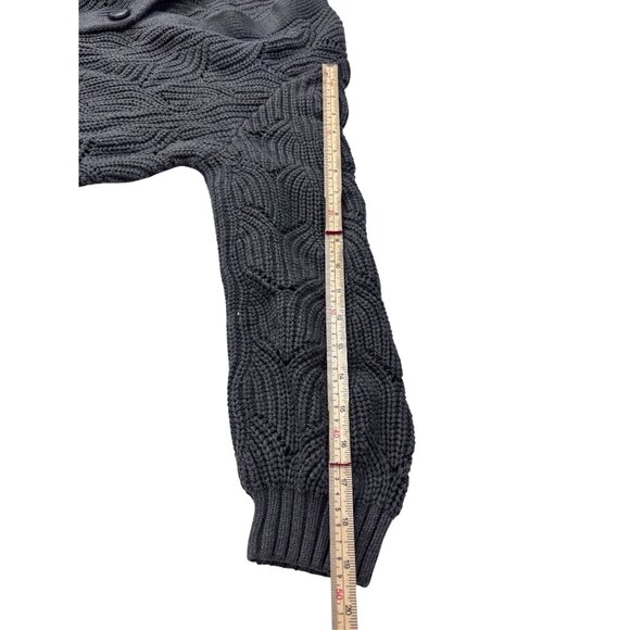 Old Navy Gray Cable Knit Button-Up Cardigan Sweater M 60% Cotton 40% Acrylic Wom - Picture 11 of 11